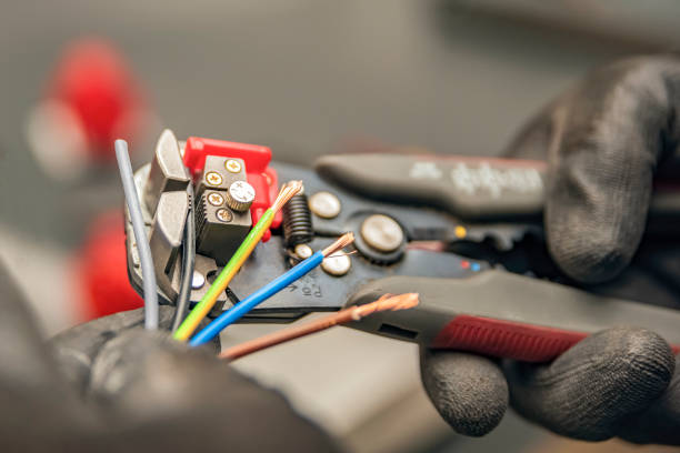 Best Commercial Electrician Services  in Evansville, WI
