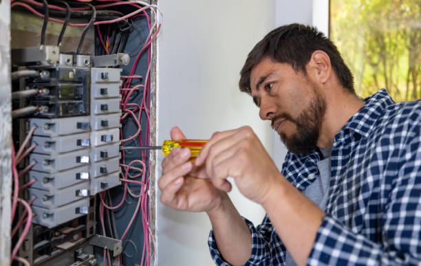 Best Emergency Electrical Repair  in Evansville, WI